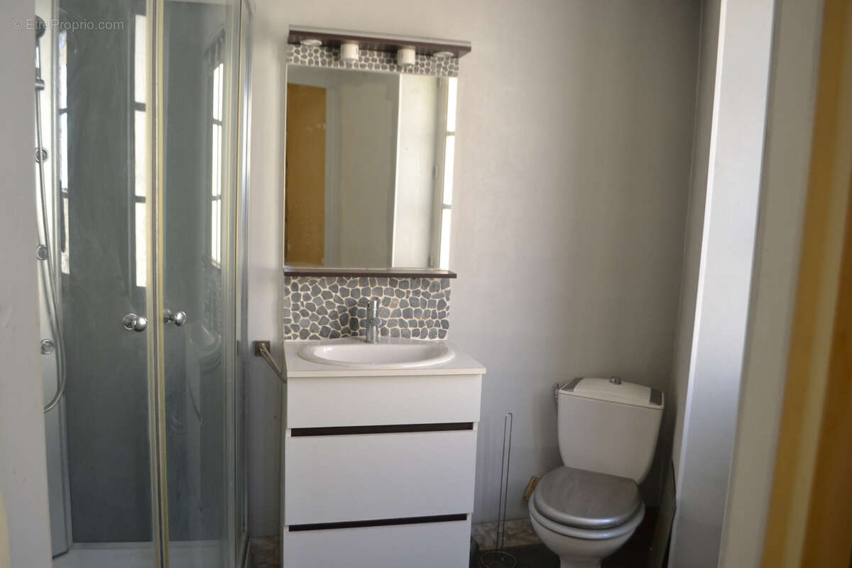 Maison à SALIGNAC-EYVIGUES