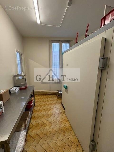 Commerce à MAISONS-ALFORT