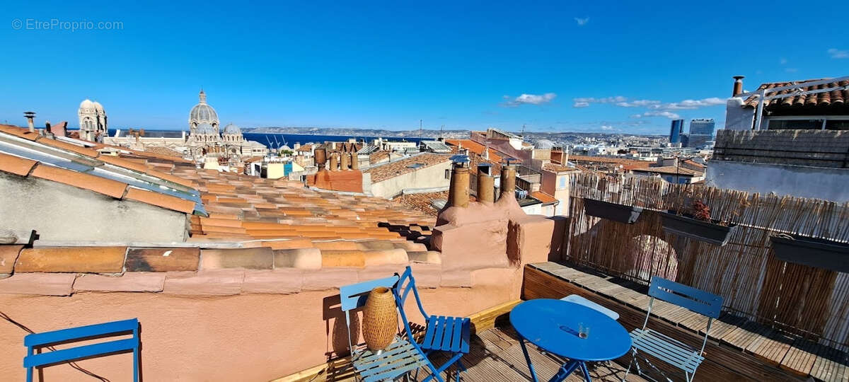 Appartement à MARSEILLE-2E