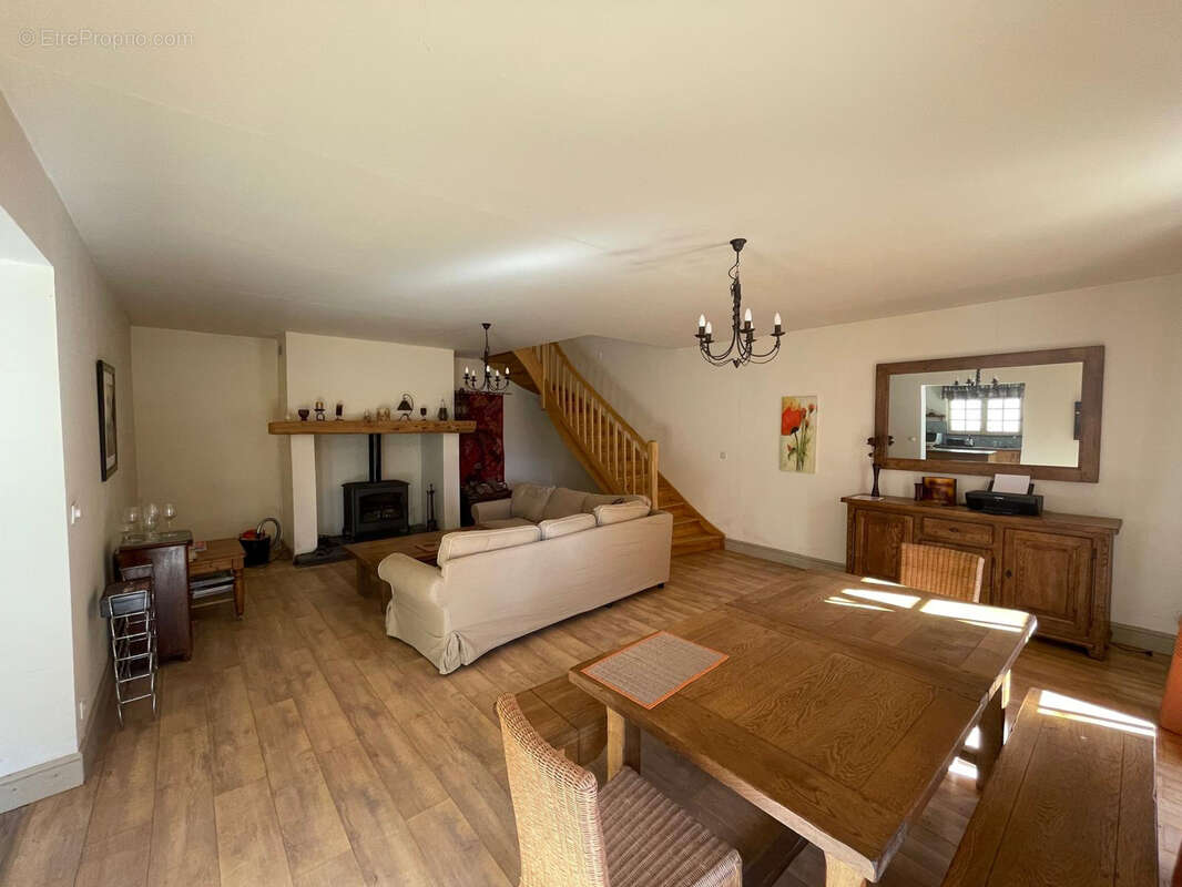 Maison à SAINT-AMANS-VALTORET