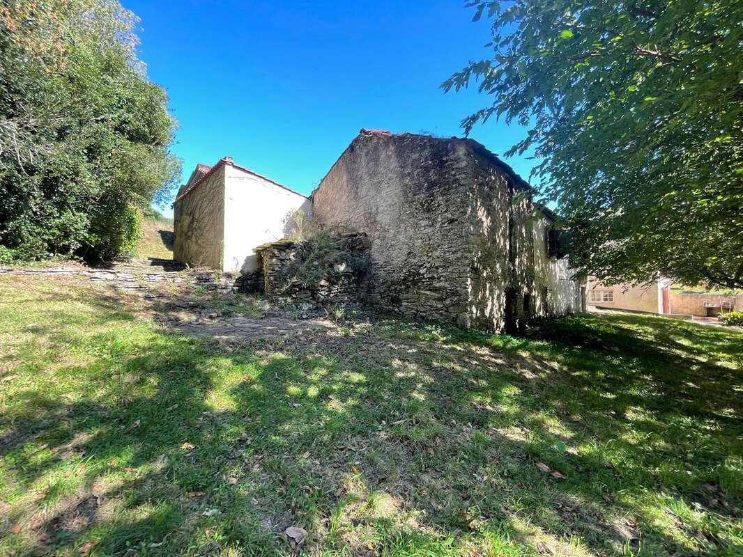 Maison à SAINT-AMANS-VALTORET