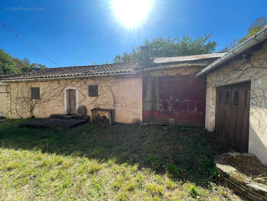 Maison à SAINT-AMANS-VALTORET