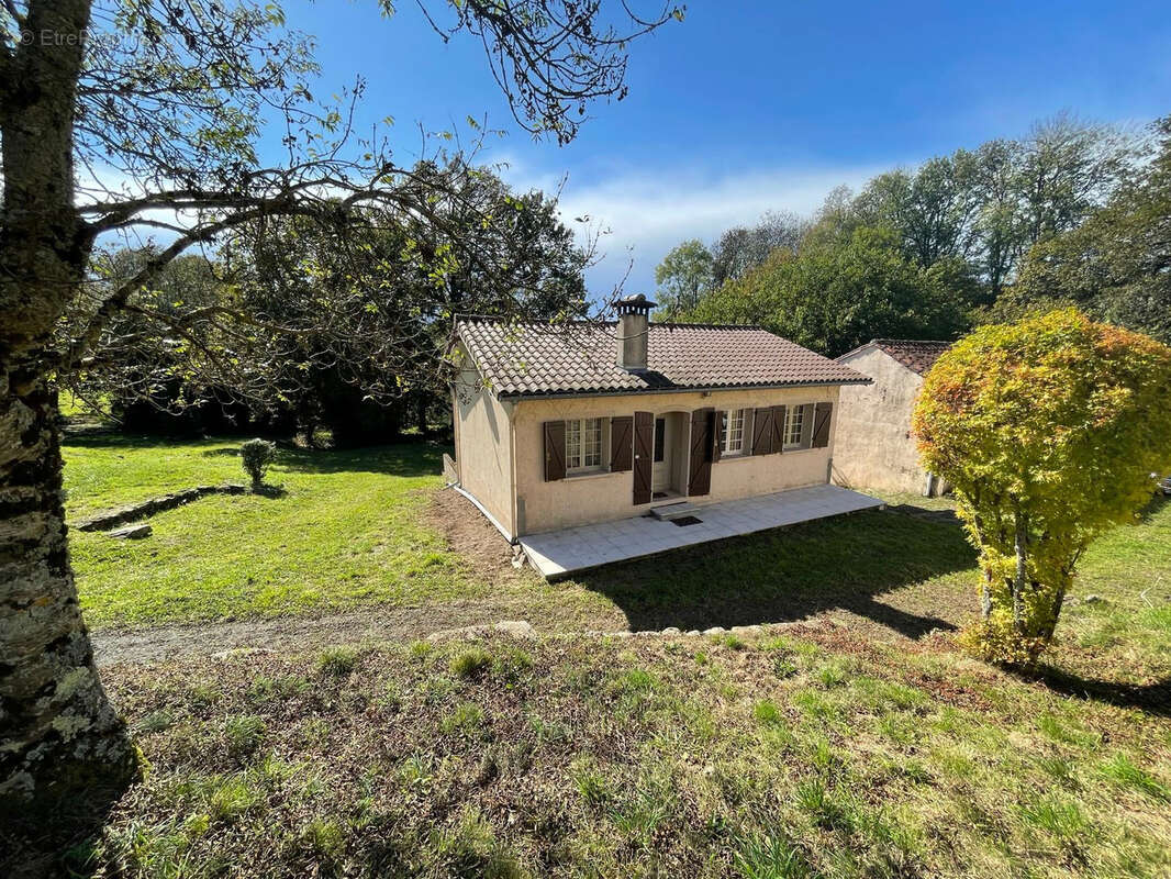 Maison à SAINT-AMANS-VALTORET