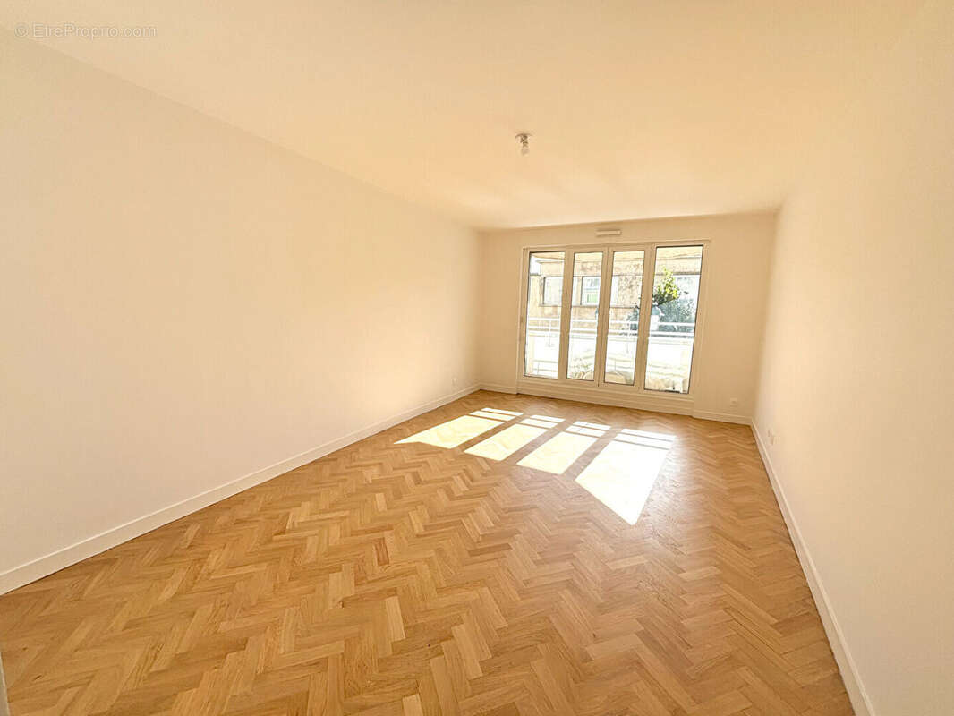 Appartement à SAINT-MANDE