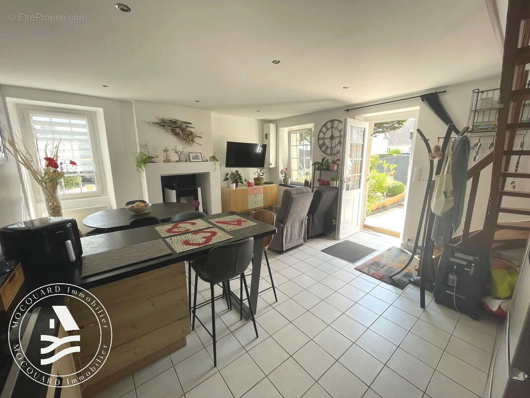 Maison à LOCMARIAQUER