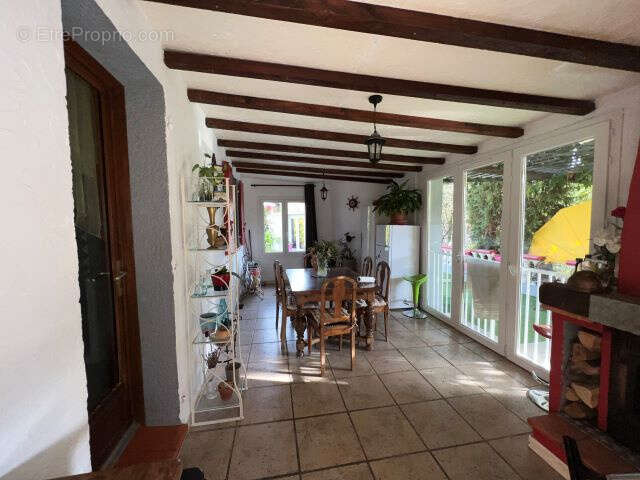 Maison à PEYROLLES-EN-PROVENCE