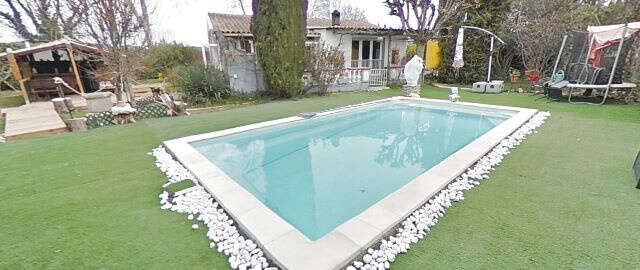 Maison à PEYROLLES-EN-PROVENCE