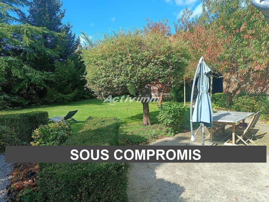 4245 25 - Maison à HESDIN