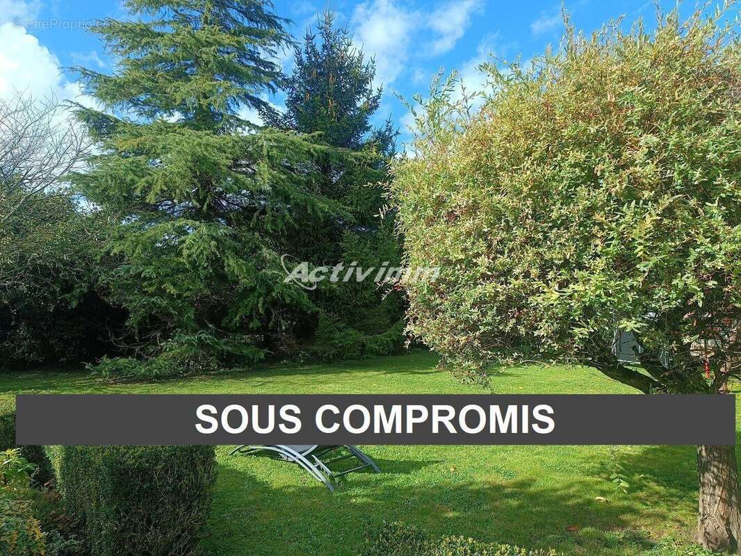 4245 31 - Maison à HESDIN