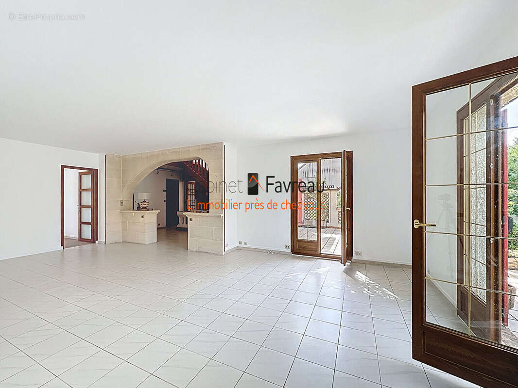 Maison à VITRY-SUR-SEINE