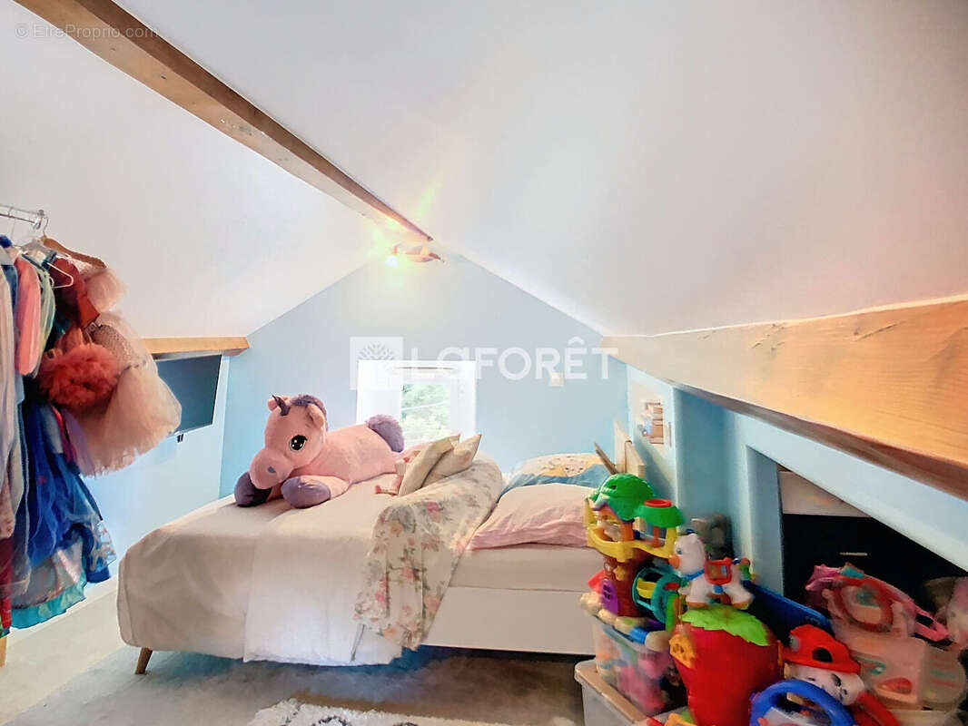 Maison à LIMEIL-BREVANNES