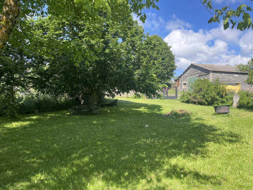 Maison à SAINT-FLOUR