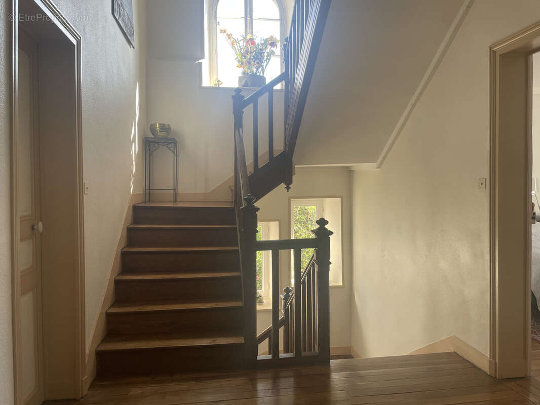 Maison à SAINT-FLOUR