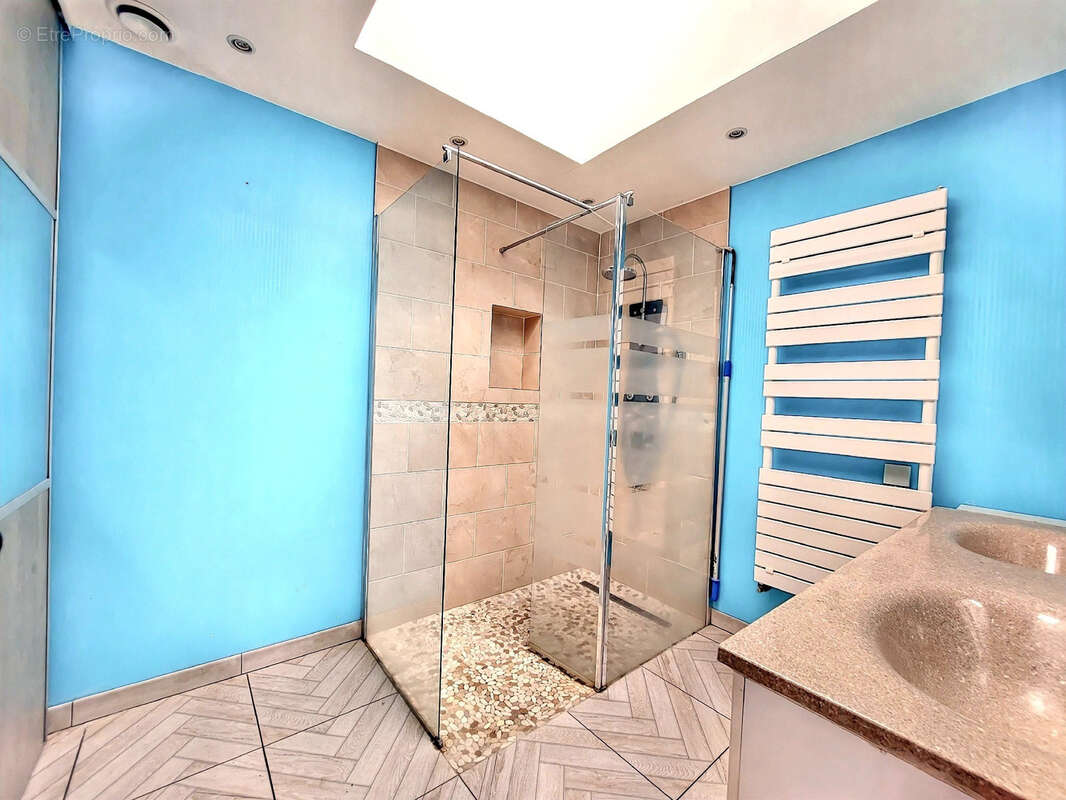 Maison à HEUDEBOUVILLE