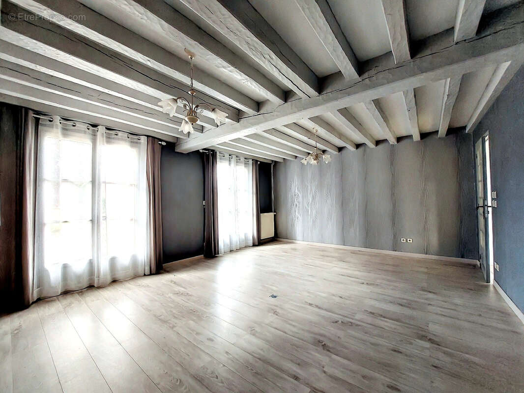 Maison à HEUDEBOUVILLE