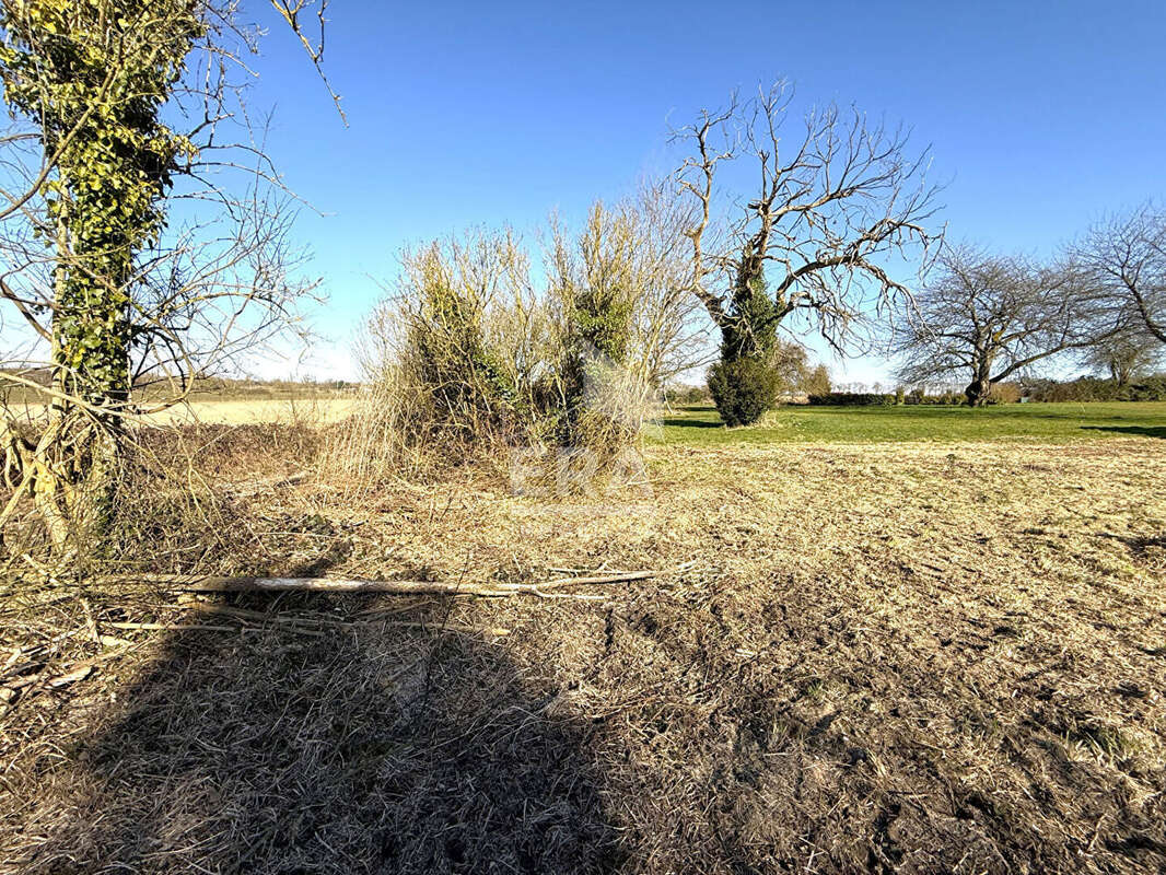 Terrain à BERNAY-VILBERT