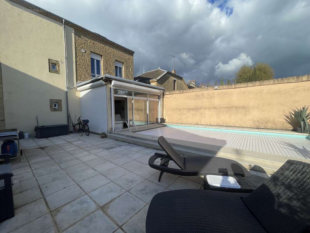 Maison à CHARLEVILLE-MEZIERES