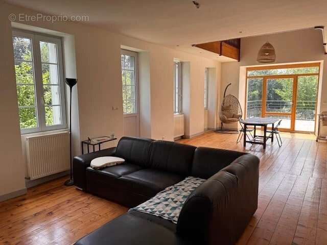 Maison à PONT-DE-BUIS-LES-QUIMERCH