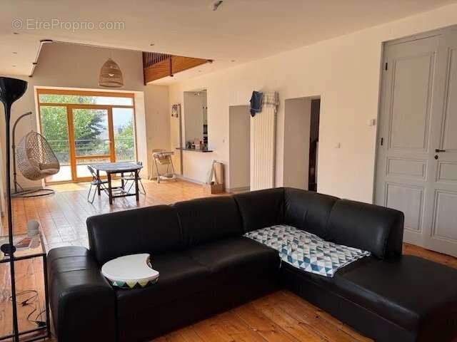 Maison à PONT-DE-BUIS-LES-QUIMERCH