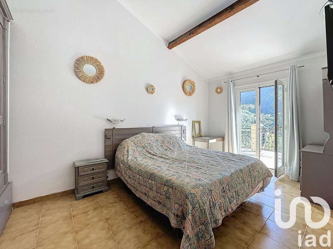 Photo 7 - Maison à PEILLE