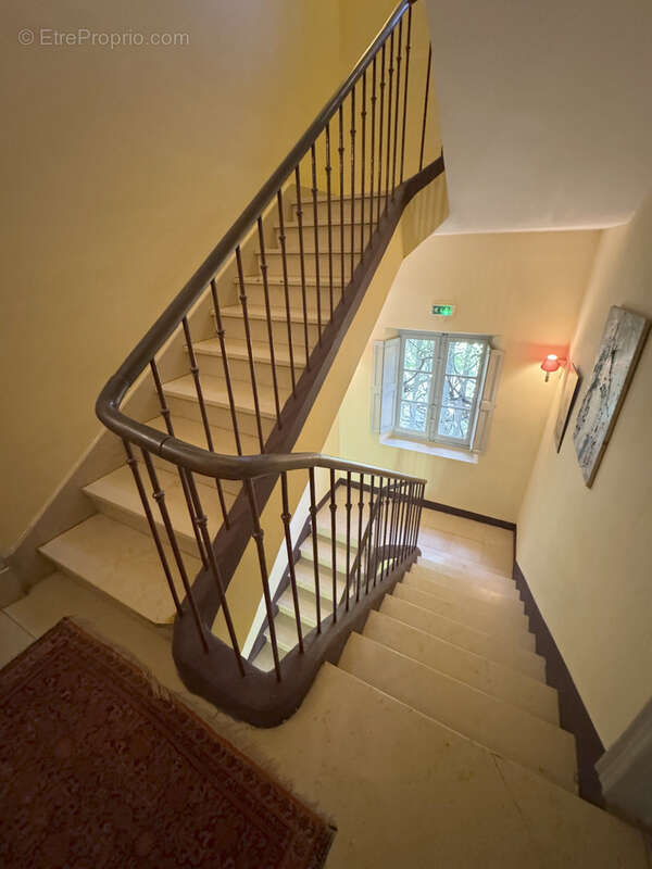 Maison à L&#039;ISLE-SUR-LA-SORGUE