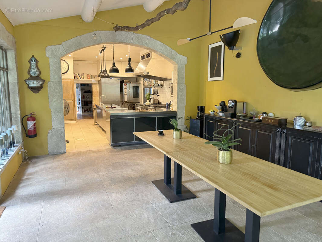 Maison à L&#039;ISLE-SUR-LA-SORGUE