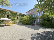 Maison à L&#039;ISLE-SUR-LA-SORGUE