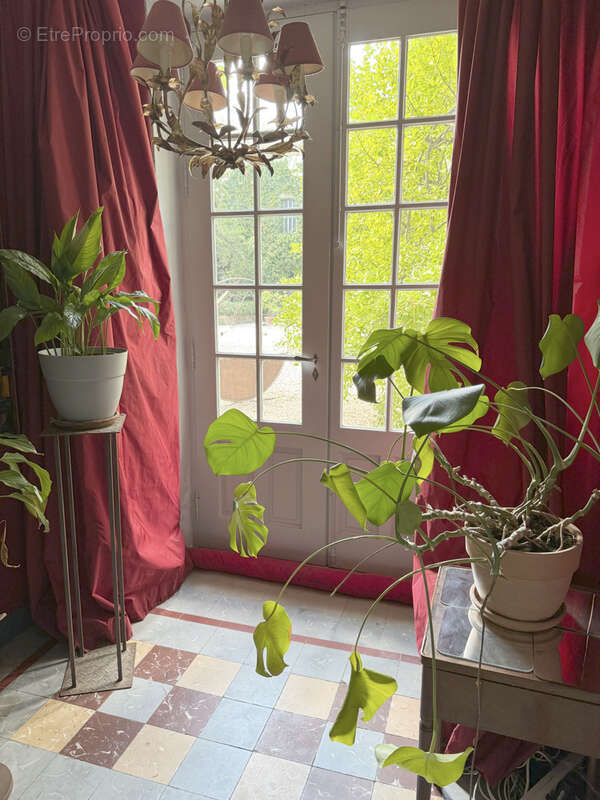 Maison à L&#039;ISLE-SUR-LA-SORGUE