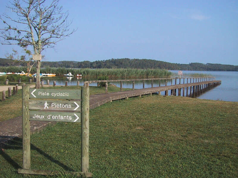 Terrain à AUREILHAN