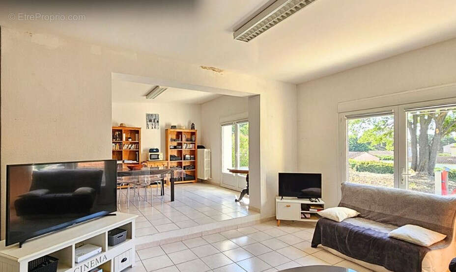 Maison à PELISSANNE