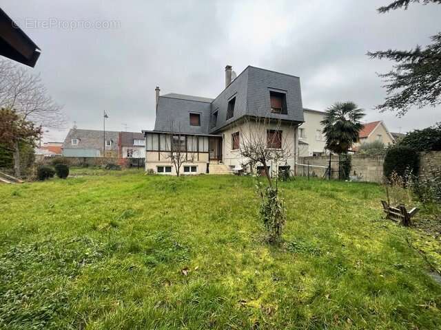 Maison à MAISONS-ALFORT
