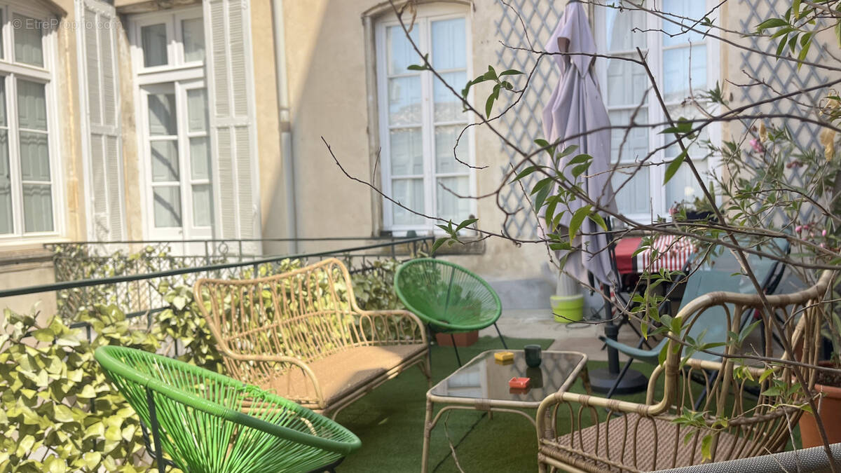 Appartement à NIMES