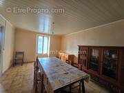 Maison à SERRES-ET-MONTGUYARD