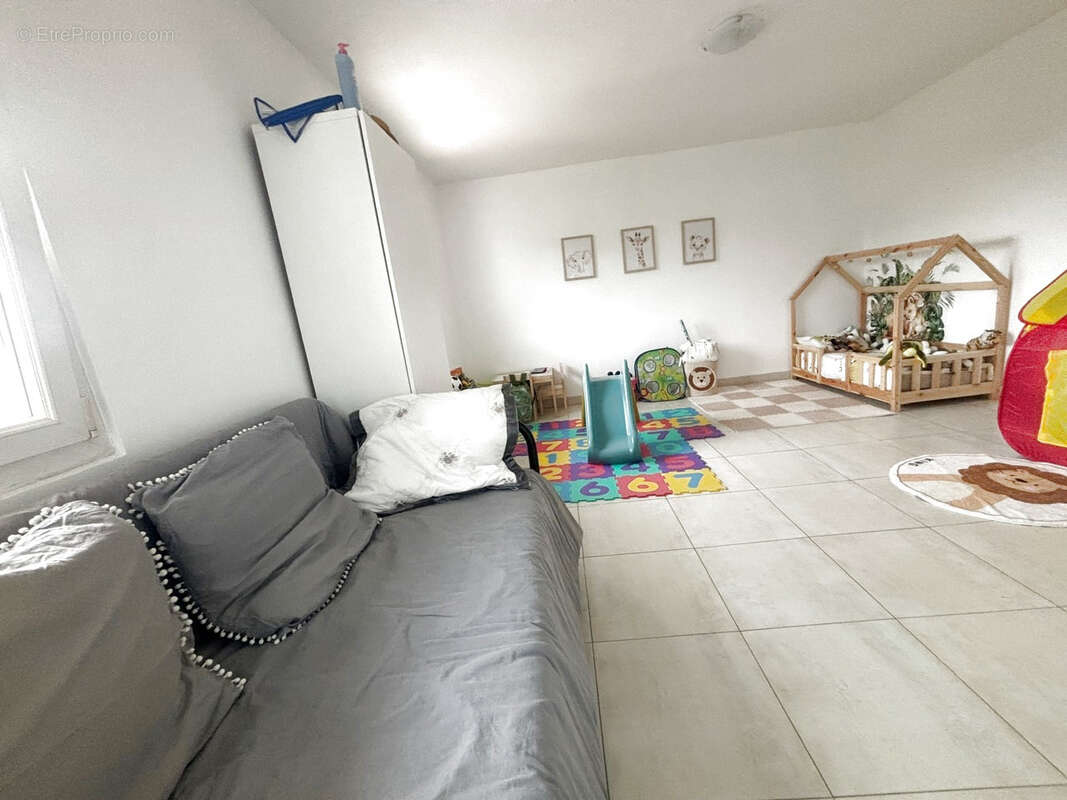 Maison à MONTIGNY-LES-CORMEILLES