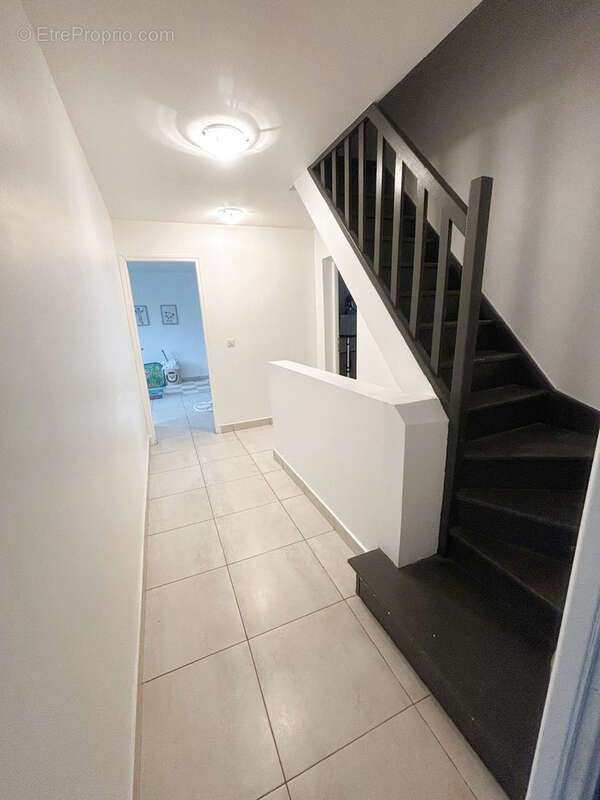 Maison à MONTIGNY-LES-CORMEILLES