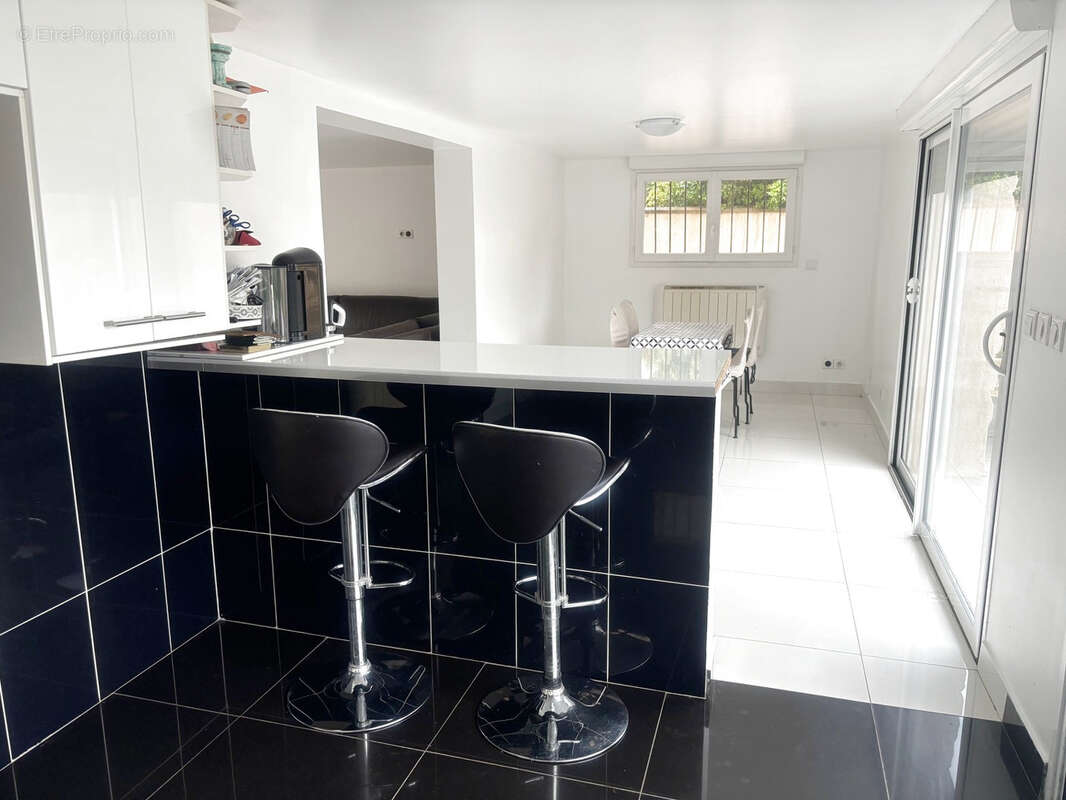 Maison à MONTIGNY-LES-CORMEILLES