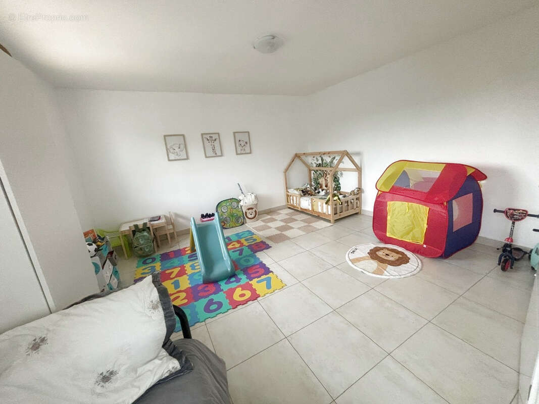 Maison à MONTIGNY-LES-CORMEILLES