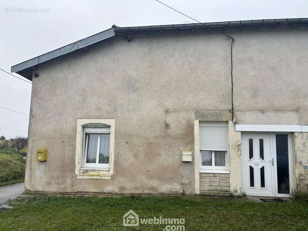Maison à COUROUVRE