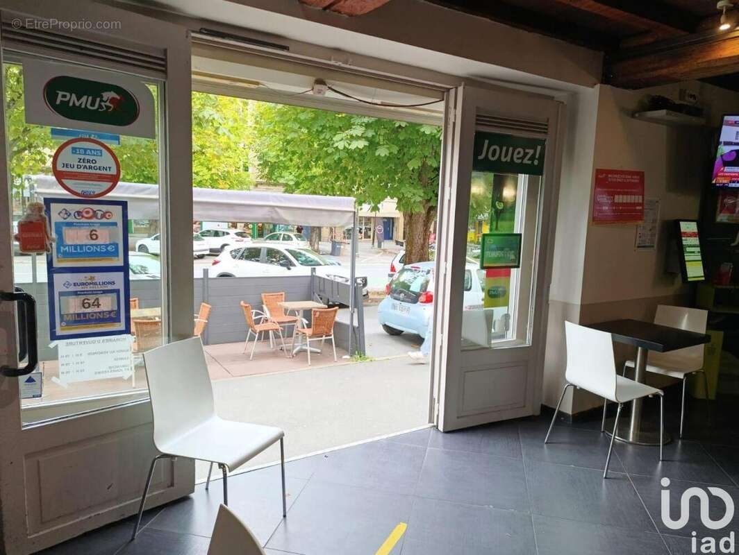 Photo 2 - Commerce à CHARLEVILLE-MEZIERES