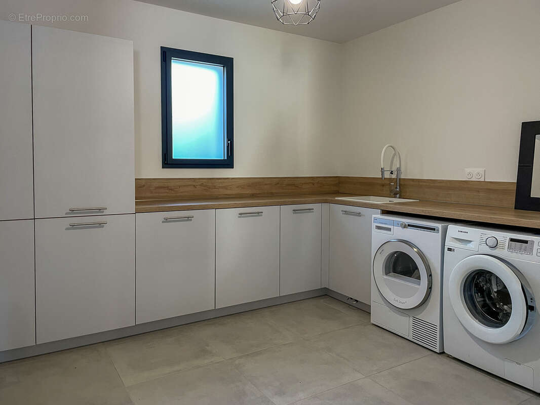 Maison à LES MATHES