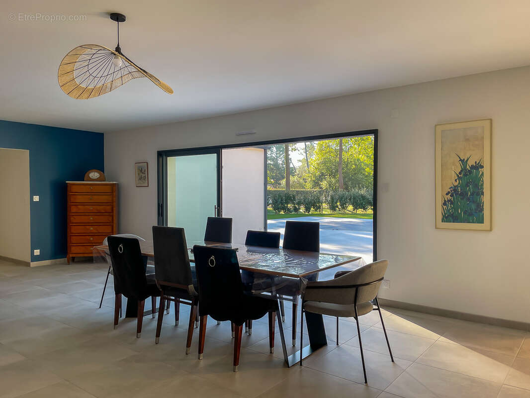 Maison à LES MATHES