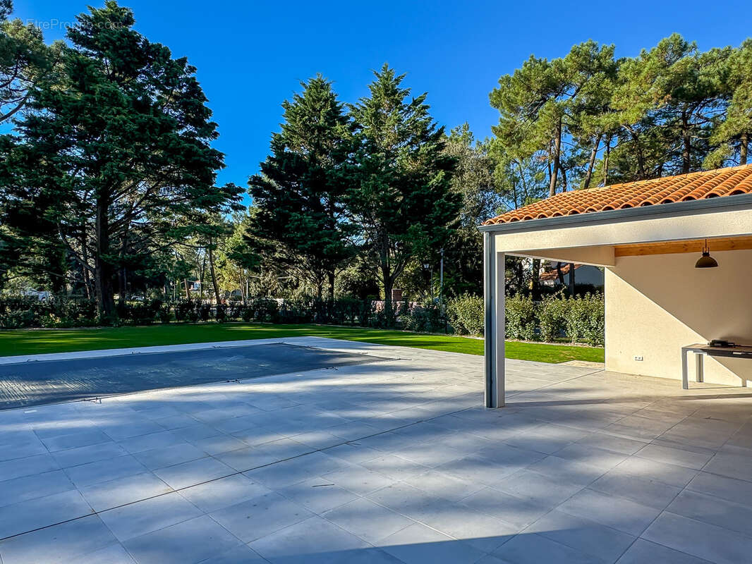 Maison à LES MATHES