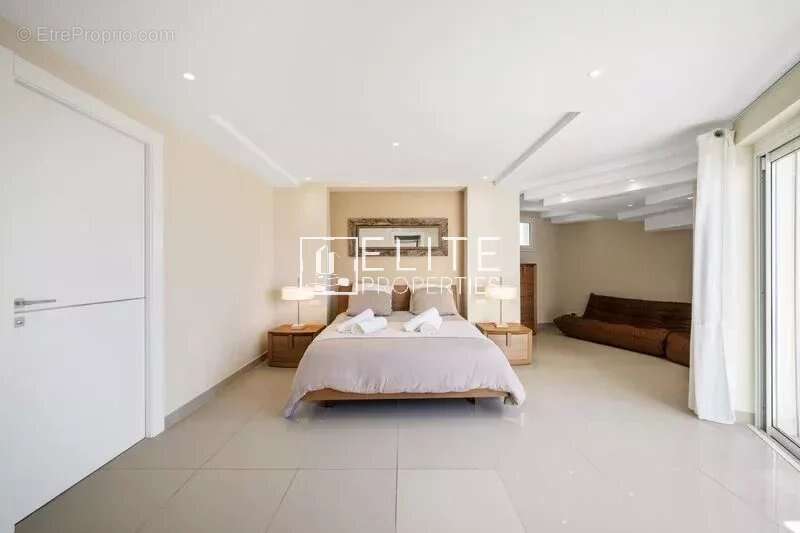 Maison à MOUANS-SARTOUX