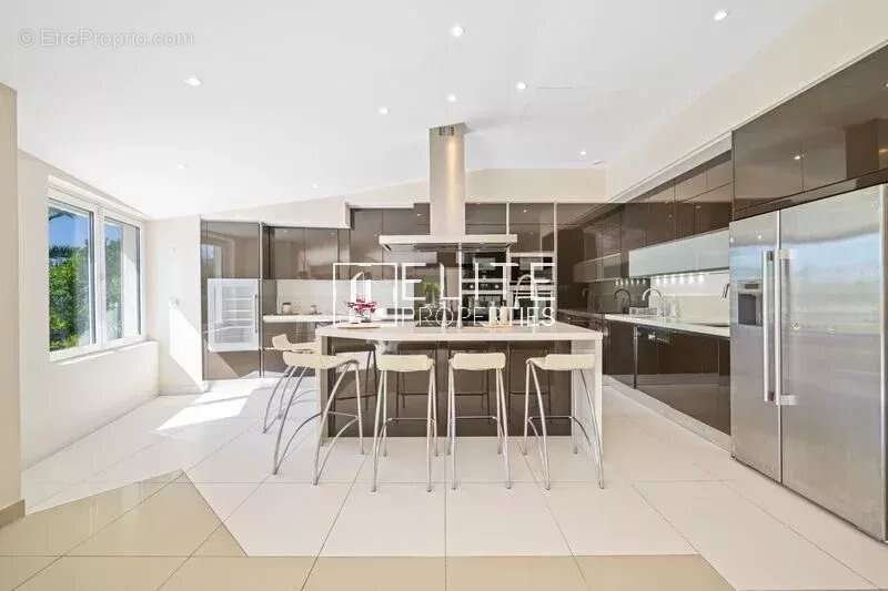 Maison à MOUANS-SARTOUX