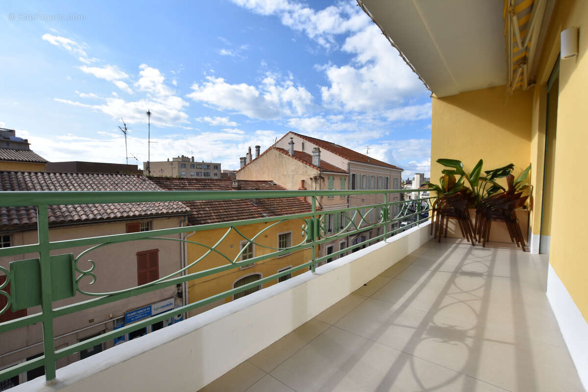 Appartement à SAINT-RAPHAEL