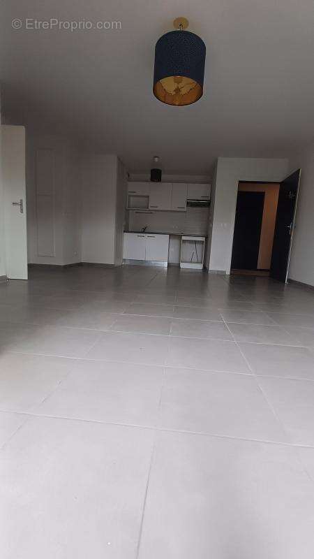 Appartement à POMPIGNAC