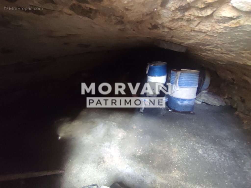 Maison à CHATEAU-CHINON(VILLE)