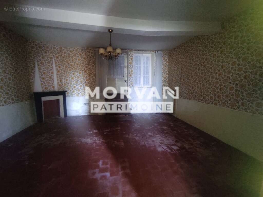 Maison à CHATEAU-CHINON(VILLE)