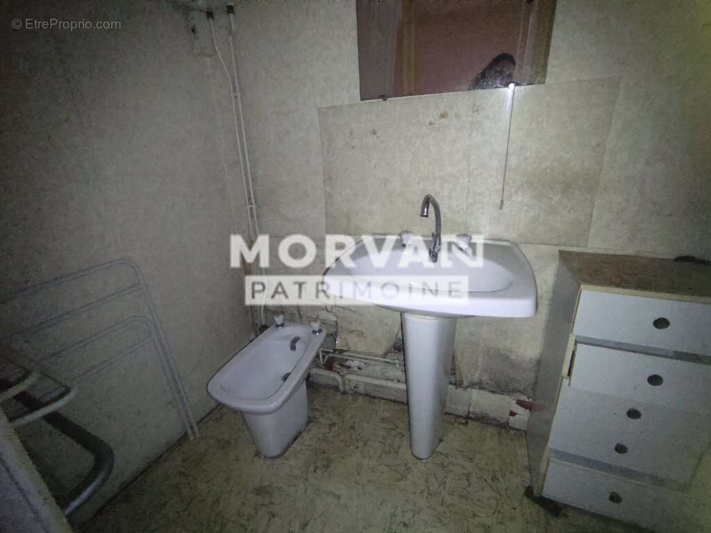 Maison à CHATEAU-CHINON(VILLE)