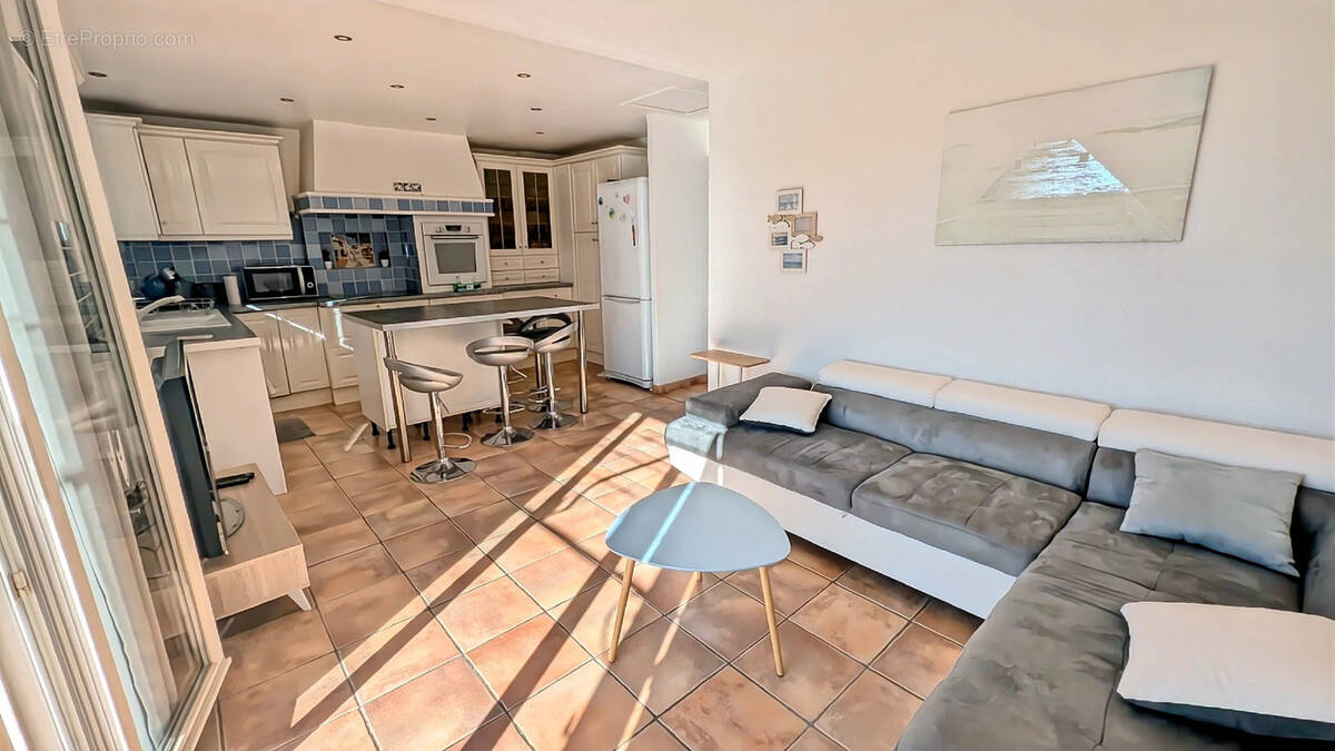 Maison à SAINT-RAPHAEL